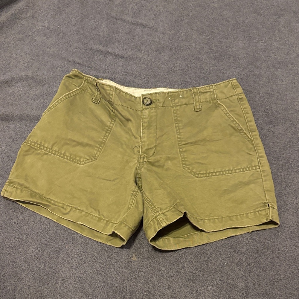 Old Navy Women's Cargo Utility Shorts Olive Green Cotton Patch Pockets